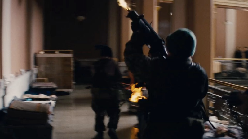 Illustration for article titled Dark Knight Rises trailer screencaps show just how bad it gets for Bruce Wayne